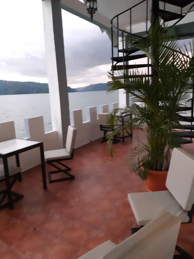 Vista Castillo Hotel 戈尔菲托 外观 照片